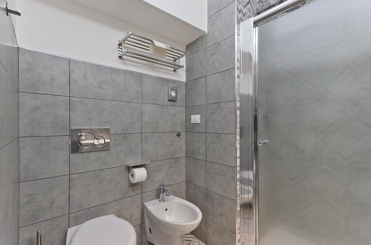 Tohouse Bed & Breakfast 2*